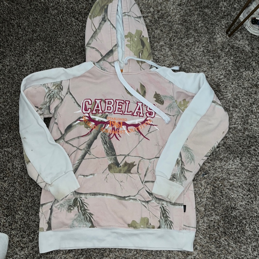 Cabela’s realtree sweatshirt
